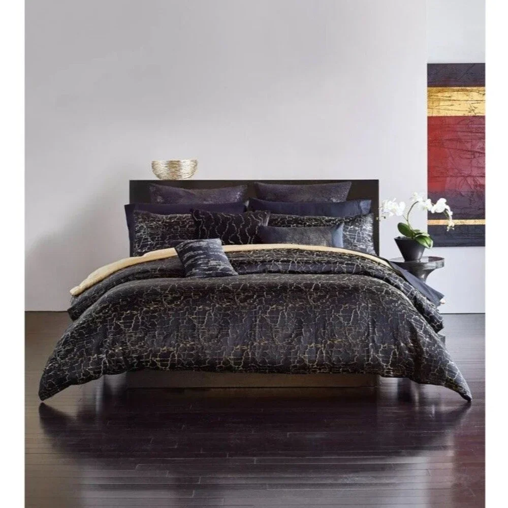 Donna Karan Black Onyx Full/Queen Duvet Cover + 2 Standard Shams + 2 Euro Shams
